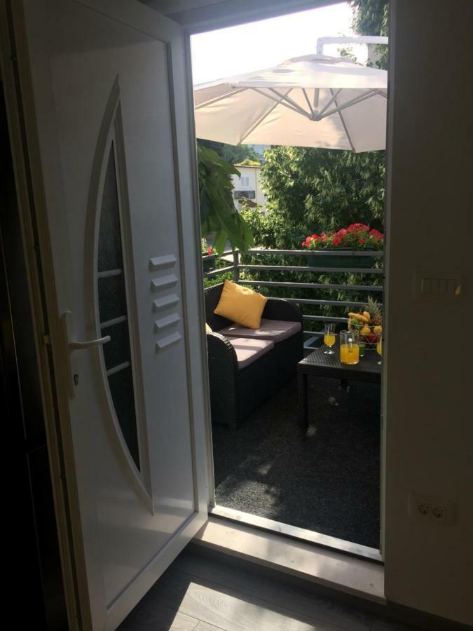 Sunflower Kaštela Екстериор снимка
